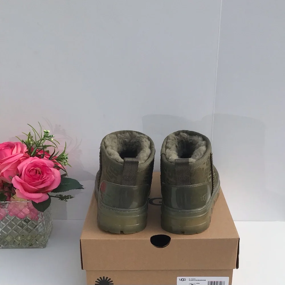 UGG Classic Ultra Mini Monogram - Picture 4 of 9